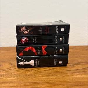 The Twilight Saga Complete 4-Book softcover and Hardcover Collection Set